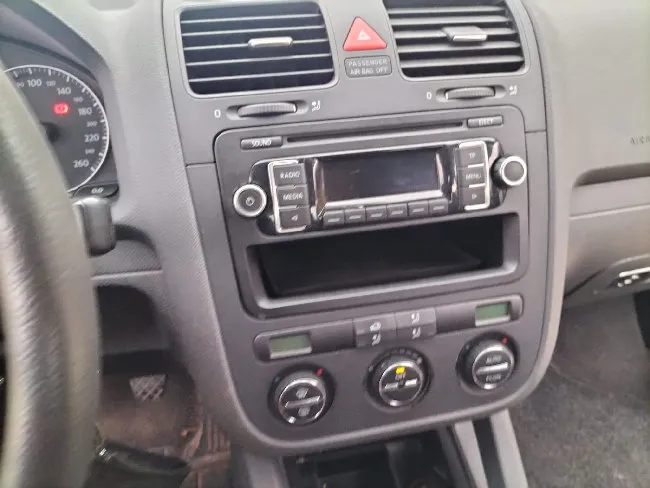 Volkswagen Golf  Image 11